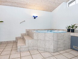 10 Person Holiday Home in Glesborg-by Traum