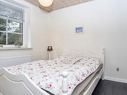 10 Person Holiday Home in Glesborg-by Traum