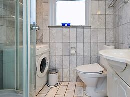 6 Person Holiday Home in Juelsminde-by Traum