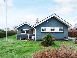 6 Person Holiday Home in Juelsminde-by Traum
