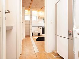 6 Person Holiday Home in Dronningmolle-by Traum