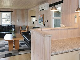 6 Person Holiday Home in Hadsund-by Traum