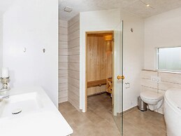 9 Person Holiday Home in Hojslev-by Traum
