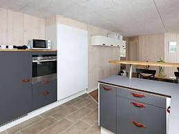 9 Person Holiday Home in Hojslev-by Traum