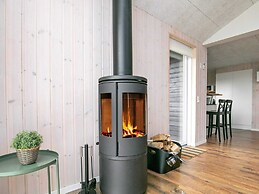 9 Person Holiday Home in Hojslev-by Traum