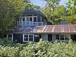 6 Person Holiday Home in Dronningmolle-by Traum