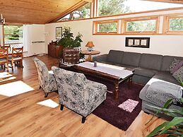 10 Person Holiday Home in Tvedestrand-by Traum