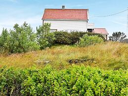 6 Person Holiday Home in Dyrvik