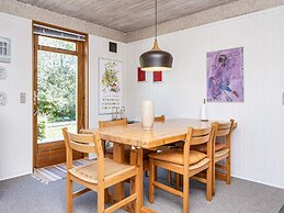 6 Person Holiday Home in Glesborg-by Traum