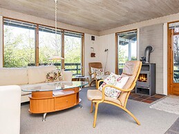 6 Person Holiday Home in Glesborg-by Traum