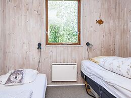 6 Person Holiday Home in Glesborg-by Traum