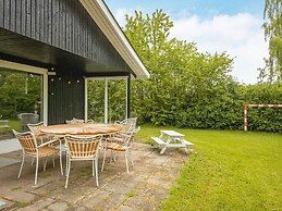 6 Person Holiday Home in Juelsminde
