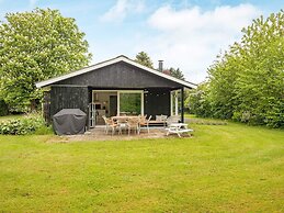 6 Person Holiday Home in Juelsminde