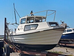 6 Person Holiday Home in Aukra