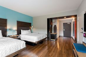 Tru by Hilton Ashland