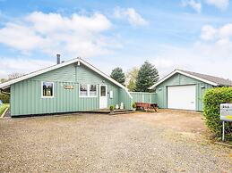 4 Person Holiday Home in Ulfborg-by Traum