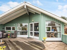 4 Person Holiday Home in Ulfborg-by Traum