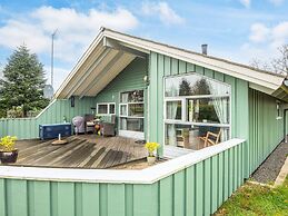 4 Person Holiday Home in Ulfborg-by Traum