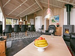 6 Person Holiday Home in Hojslev-by Traum