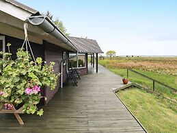 6 Person Holiday Home in Hojslev