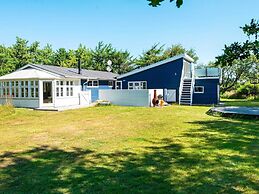 Simplistic Holiday Home in Ringkøbing near Sea