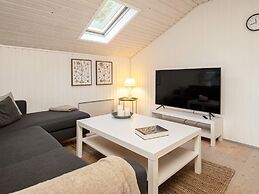 6 Person Holiday Home in Albaek-by Traum