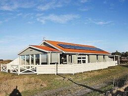 6 Person Holiday Home in Hirtshals
