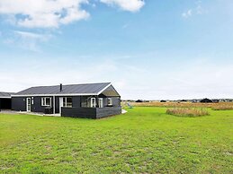 8 Person Holiday Home in Lokken-by Traum