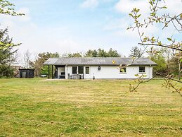 6 Person Holiday Home in Ringkobing-by Traum