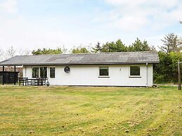 6 Person Holiday Home in Ringkobing-by Traum