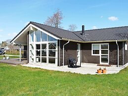 10 Person Holiday Home in Hadsund-by Traum