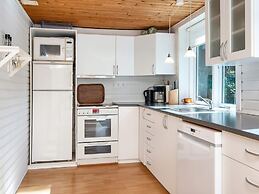 Cozy Holiday Home in Glesborg near Sea