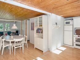 Cozy Holiday Home in Glesborg near Sea