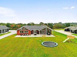 5 Star Holiday Home in Grenaa