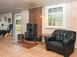 6 Person Holiday Home in Hemmet