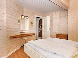 6 Person Holiday Home in Hemmet