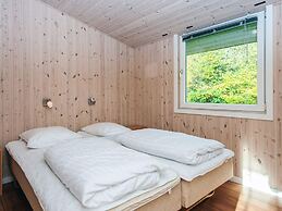 6 Person Holiday Home in Hemmet