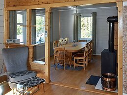 8 Person Holiday Home in Uggdal