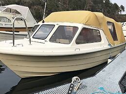 8 Person Holiday Home in Uggdal