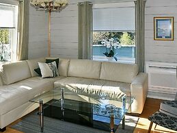 8 Person Holiday Home in Uggdal