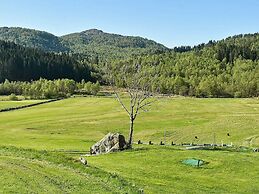 8 Person Holiday Home in Uggdal