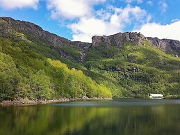 12 Person Holiday Home in Etne