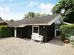 4 Person Holiday Home in Follenslev