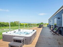 Luxurious Holiday Home in Jutland with Outdoor Hot Tub