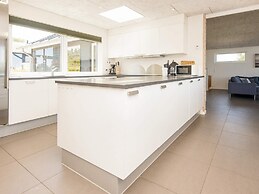 20 Person Holiday Home in Glesborg