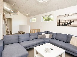 20 Person Holiday Home in Glesborg