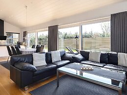 8 Person Holiday Home in Hadsund-by Traum