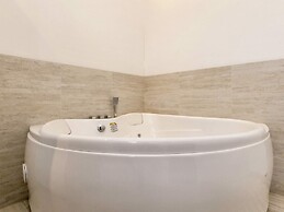 8 Person Holiday Home in Hadsund-by Traum