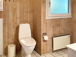 6 Person Holiday Home in Jerup-by Traum