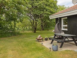 6 Person Holiday Home in Jerup-by Traum